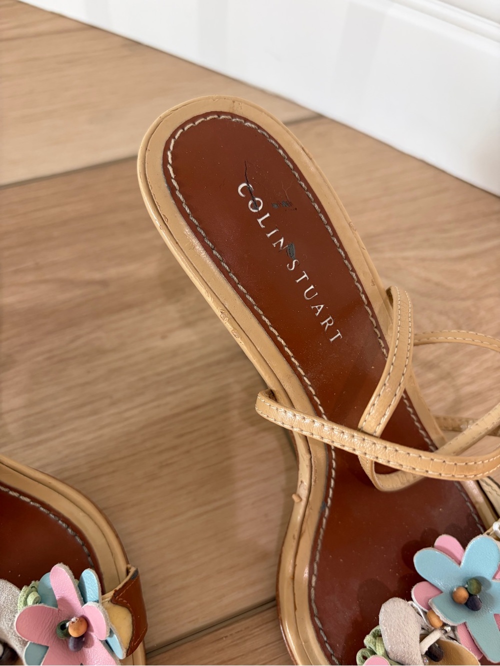 Colin Stuart Heeled Floral Appliqué Ankle Strap Sandals Size 7 - Picture 9 of 11